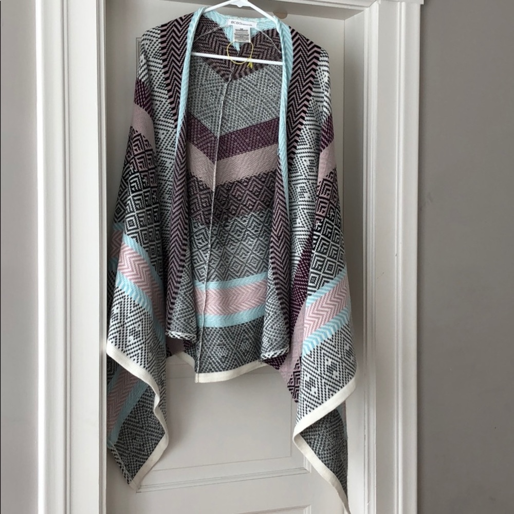 BCBG cape